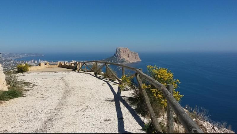 Laura Las Flores Calpe Esterno foto